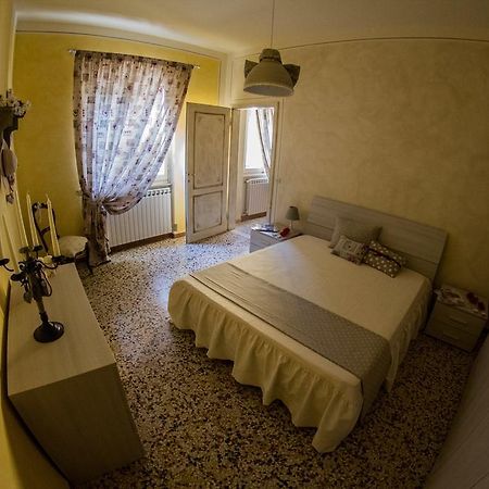 הוילה Marliana Casa Vacanze Il Redo מראה חיצוני תמונה